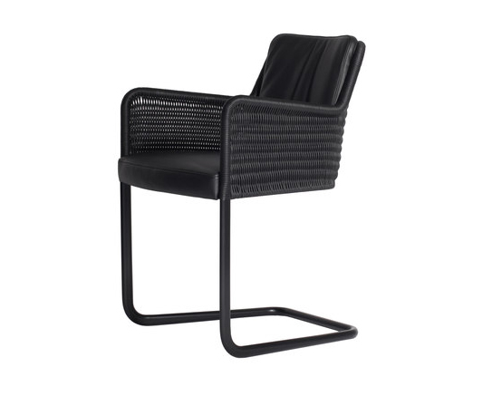 Новый стул, пополнивший коллекцию мебели «Cantilever chair with armrests»