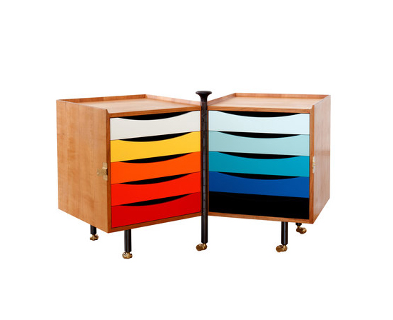 Красочный дизайн тумбочек и шкафов «Glove Cabinett»