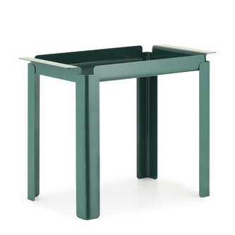 Минималистский столик «Box» от датского дизайнера