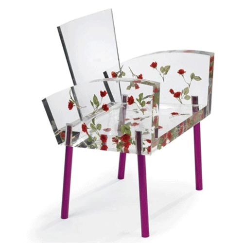 Легендарное кресло из смолы и цветов от Shiro Kuramata 