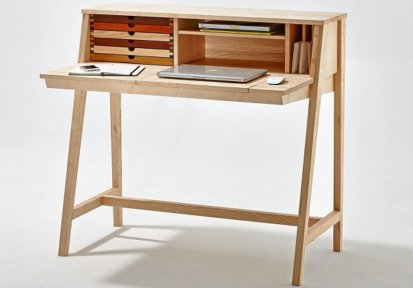 Красота и легкость деревянного письменного стола «Belle»