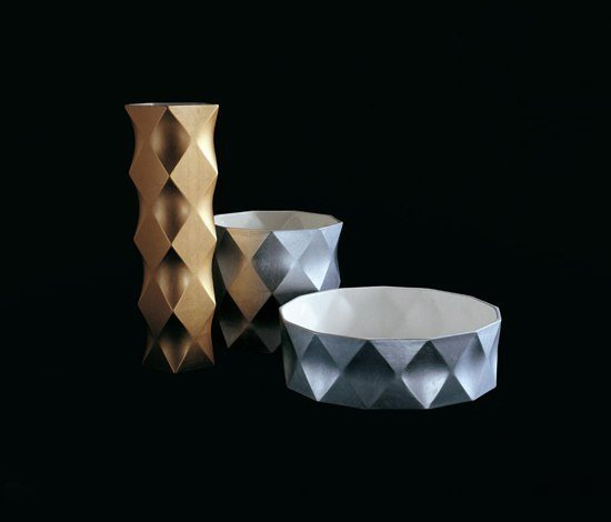 Роскошные вазы из сусального серебра и золота от Nicole Aebischer