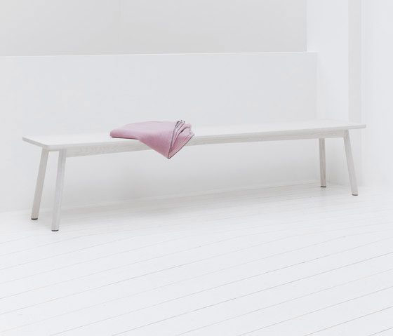 Четкий дизайн и лаконичность мебели «Profile Bench» Четкий дизайн и лаконичность мебели «Profile Bench»
