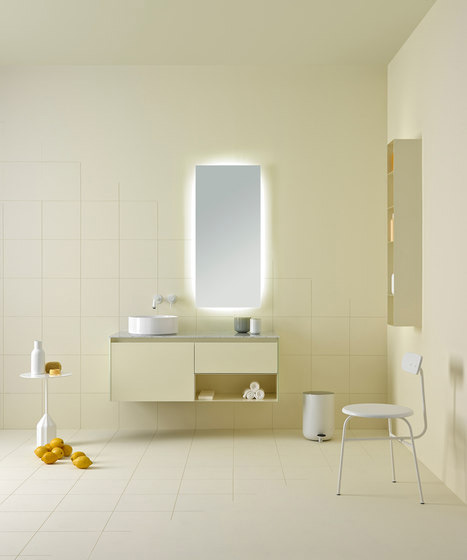 Светящееся зеркало в ванную комнату от испанской компании Inbani