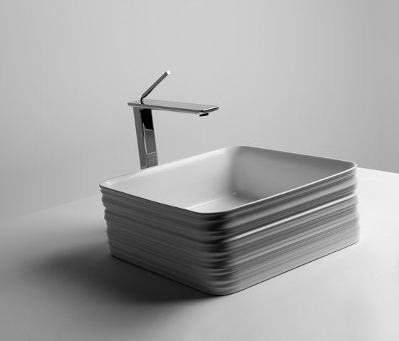 Элегантная раковина из стекловидного фарфора Trace Sink Элегантная раковина из стекловидного фарфора Trace Sink