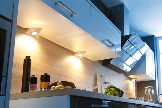 Кухонные светильники UL 2-LED F, встраиваемые в мебельный гарнитур