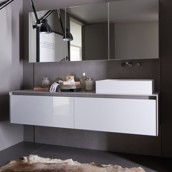 Линейка мебели для ванной комнаты Vanity: новая модель системы хранения