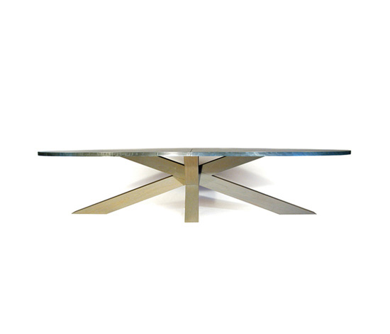 «Вечный» стол для обеденных или конференц-залов из дерева и цинка