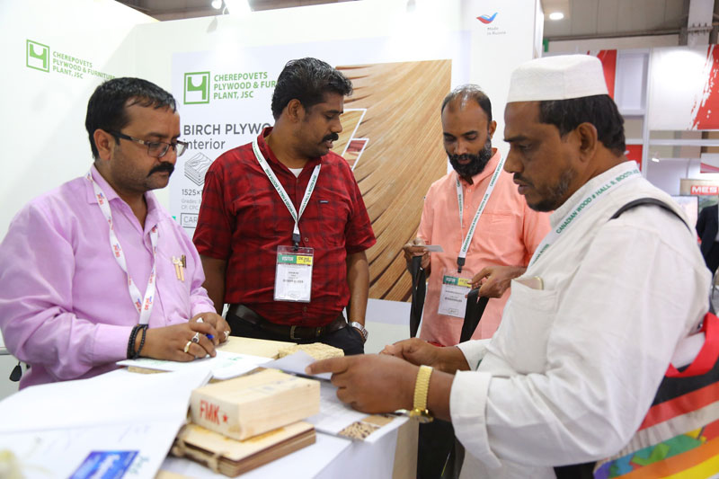 Совместное российское участие в индийской выставке по деревообработке