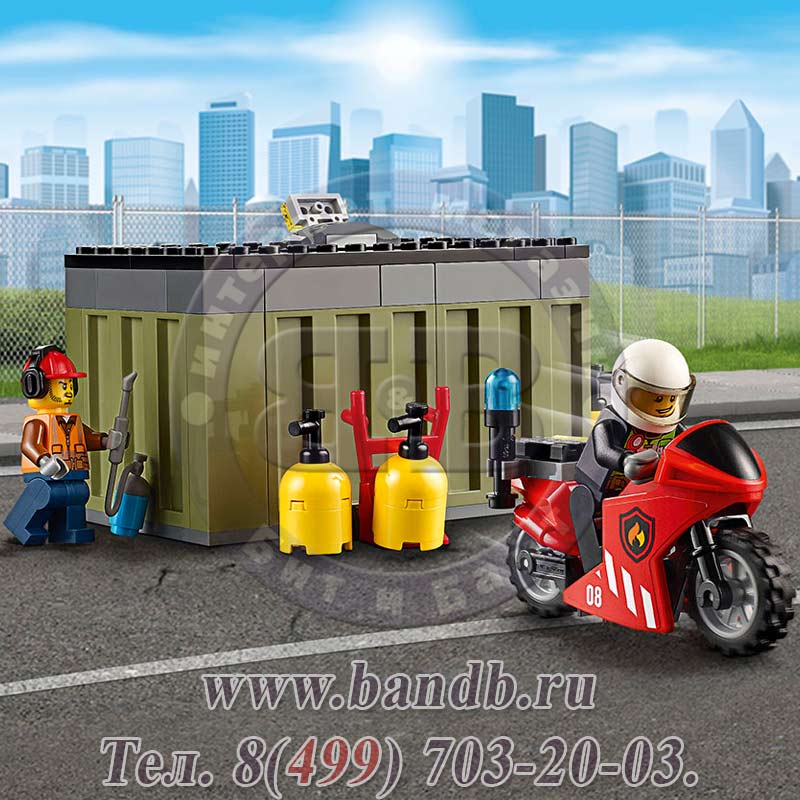 Лего Пожарники 60108 Пожарная команда быстрого реагирования Картинка № 5