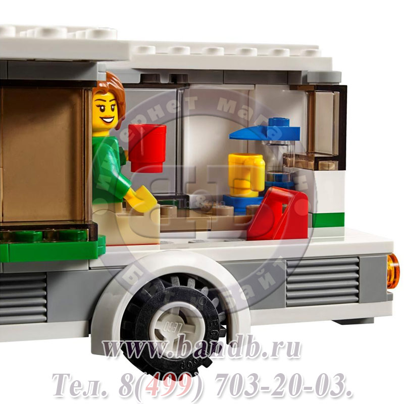 Конструктор Lego City 60117 Фургон и дом на колёсах Картинка № 4
