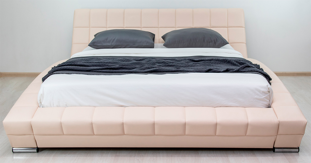Кровать интерьерная Оливия с основанием искусственная кожа бежевая Картинка № 7