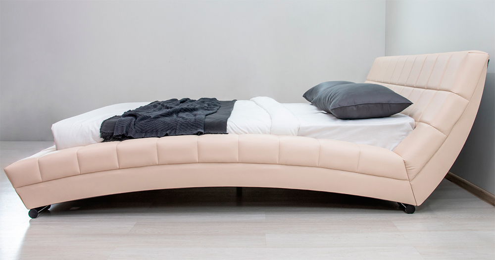 Кровать интерьерная Оливия с основанием искусственная кожа бежевая Картинка № 8