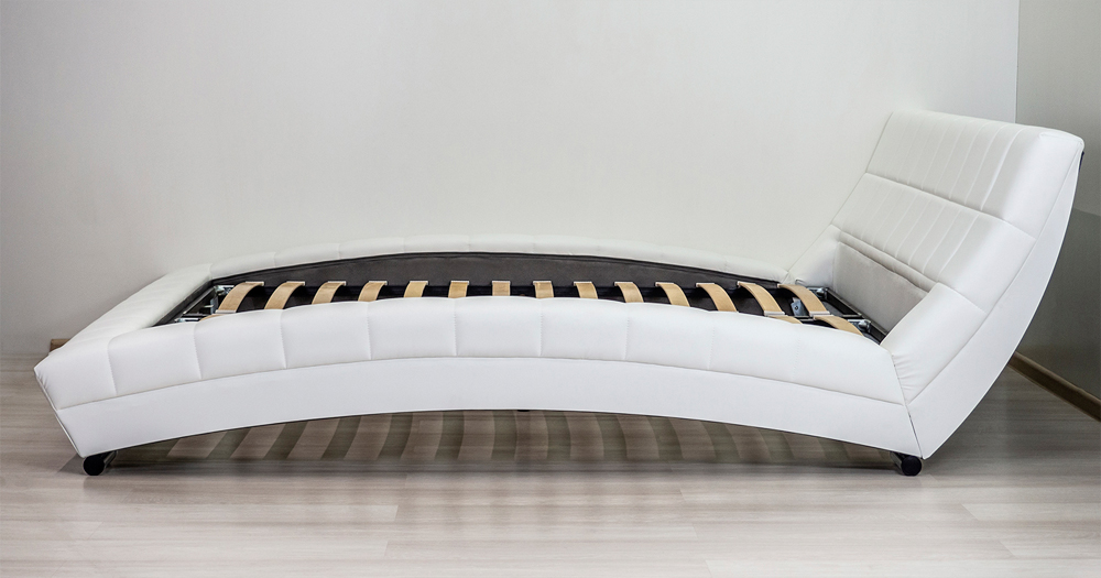Кровать интерьерная Оливия с основанием искусственная кожа белая Картинка № 12