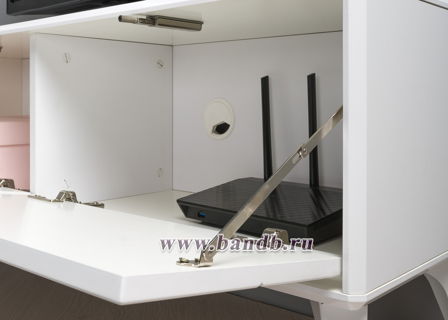 Мебель для спальни Валенсия: шкаф, кровать и ТВ-тумба цвет белый шагрень Картинка № 12