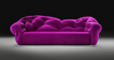 Как избавиться от загрязнения в виде пятен на диване