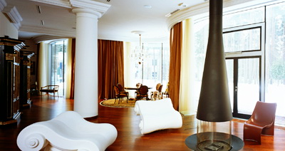 Колонны в интерьере — монументальность, изящество и декоративная функция