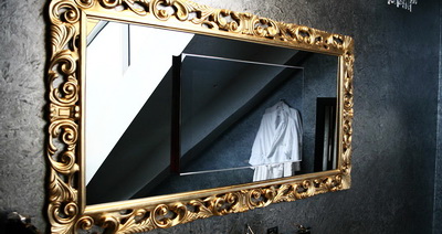Как обновить старое зеркало и придать ему свежий вид